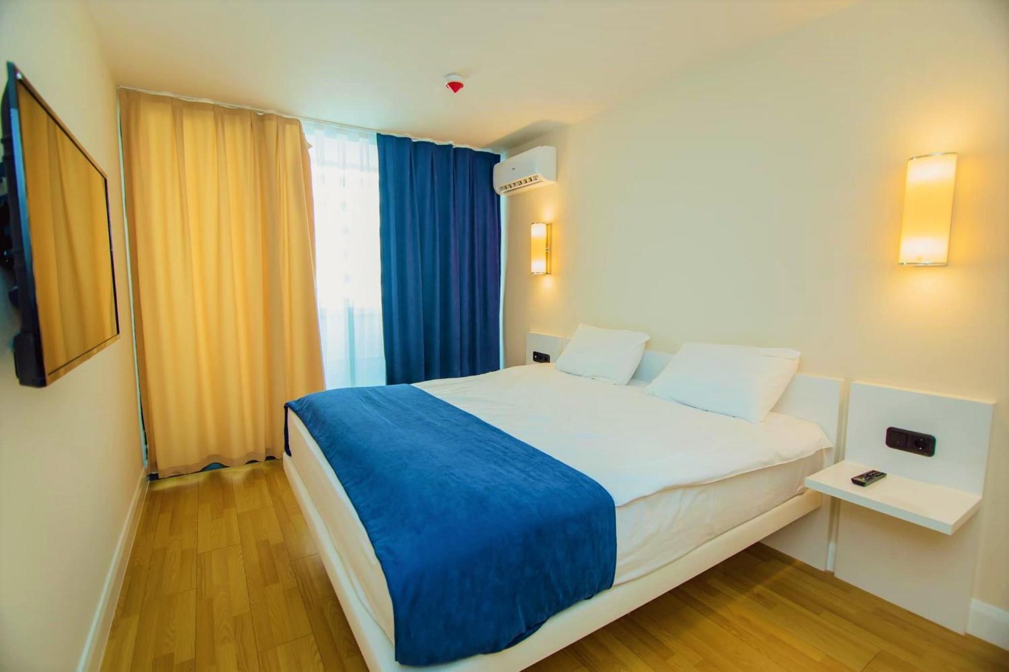 Luxury Beach Front Hotel Batoumi Extérieur photo
