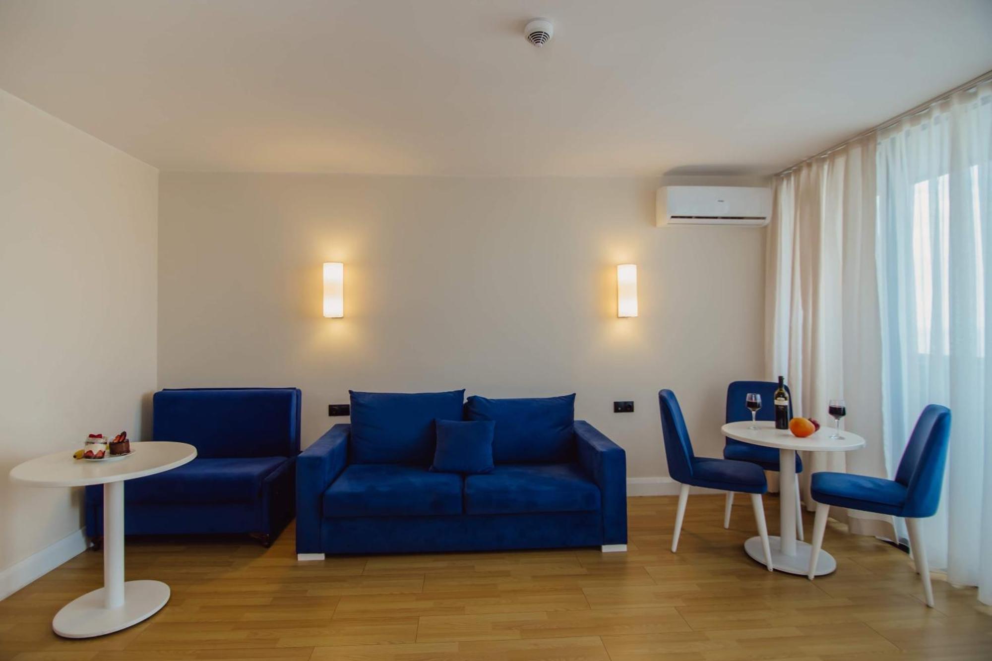 Luxury Beach Front Hotel Batoumi Extérieur photo