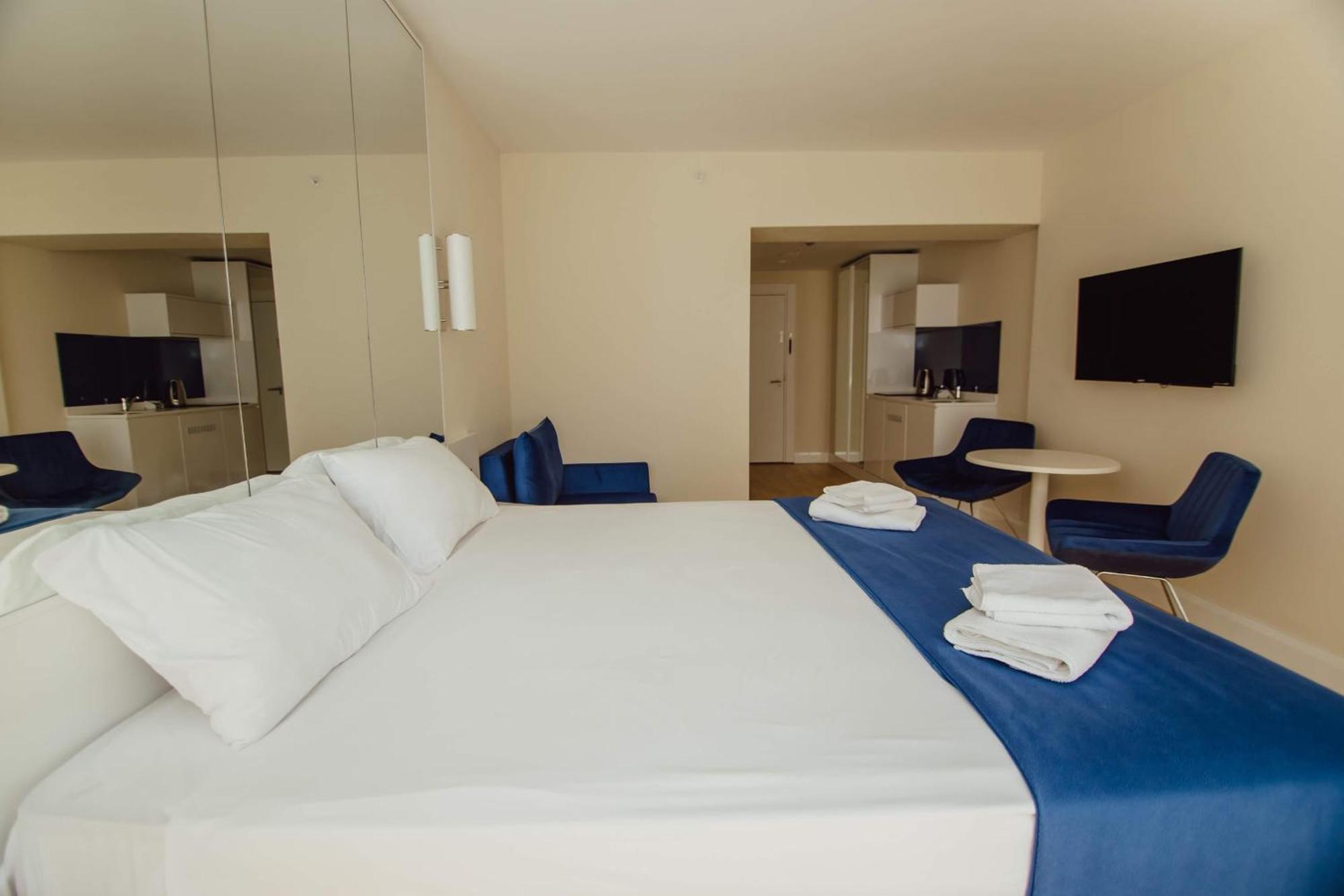 Luxury Beach Front Hotel Batoumi Extérieur photo